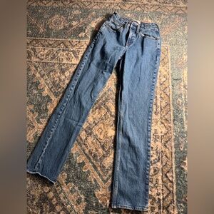 Abercrombie & Fitch — The 90s Straight Mid Rise (Curve Love)